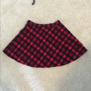 Forever 21 red and black mini skirt